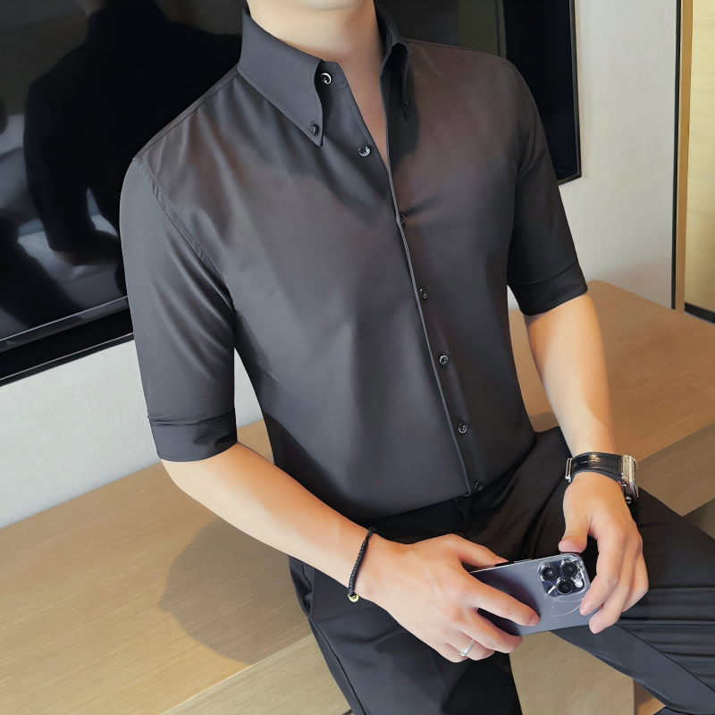 Classic Men's Slim-Fit Long-Sleeve Shirt