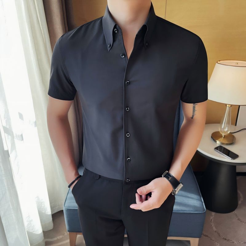 Classic Men's Slim-Fit Long-Sleeve Shirt